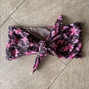 Acacia Swimwear SMALL Baker Top in Madonna